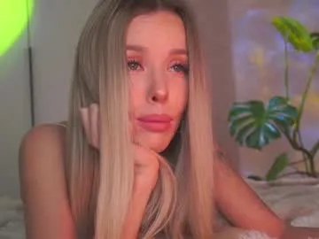 agent_blonde Image 18