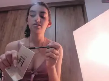 alejandraaa_ Image 17