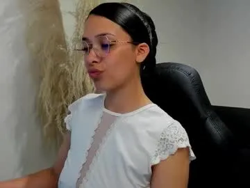 angeline_davies Image 12