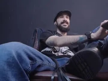 axelcolton's Thumb Image