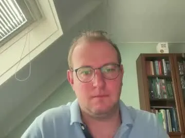 bom1956's Thumb Image