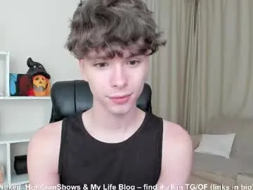 calvin_loves_you Image 14