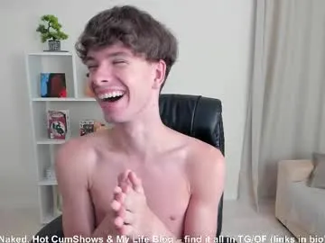 calvin_loves_you Image 17