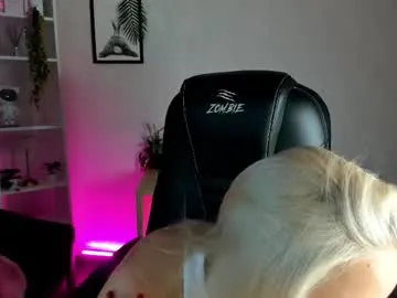 christy_little Image 12