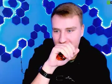 derek_hawk_'s Thumb Image