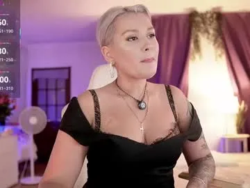 divine_kim Image 6