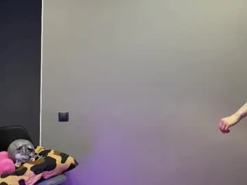 eminent_eva Image 15