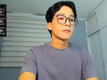 guy_veryhot1 Image 12