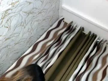 honey_swellens Image 4