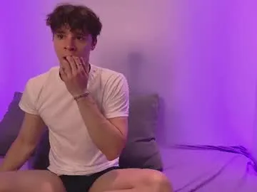 hugebangins_ Image 7