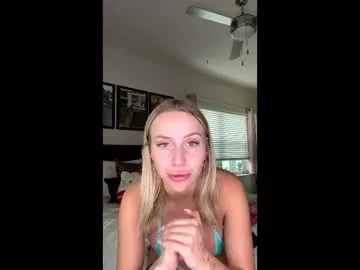 itsmealexisrae's Thumb Image