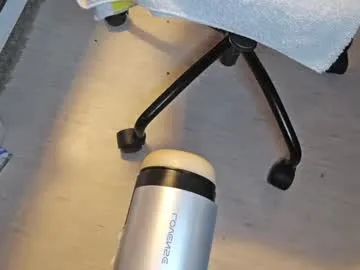 julia_official Image 7