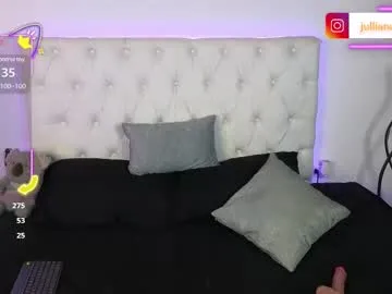 jullianapriv_ Image 2