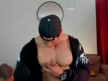 kale_tomson Image 18