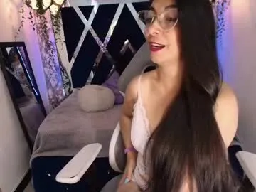 karla_hernandez Image 10