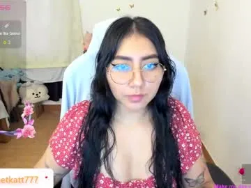 kat_ly_chan Image 2