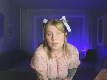 kira_citro Image 19