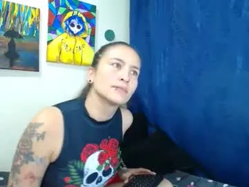 leyla_horny_bg Image 13