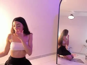 lupeebony Image 2