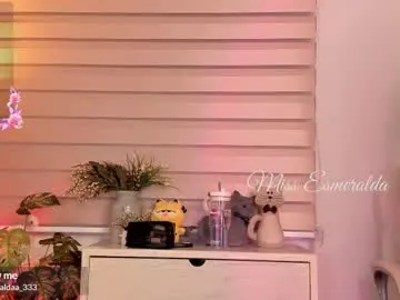 missesmeralda Image 19