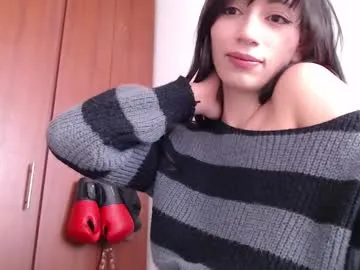 nicole_jamess's Thumb Image