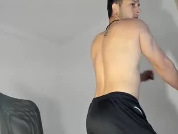 noah_happy07 Image 12