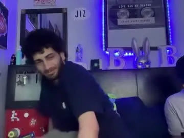 pantslesstraveler_plt Image 13