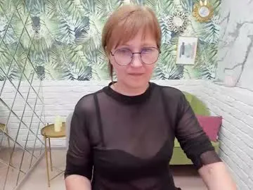 paris_cherry's Thumb Image