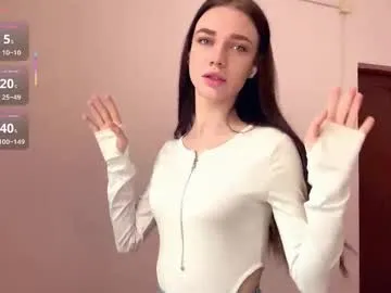 pretty_on_riot Image 3