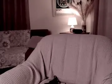 raven_feathers's Thumb Image