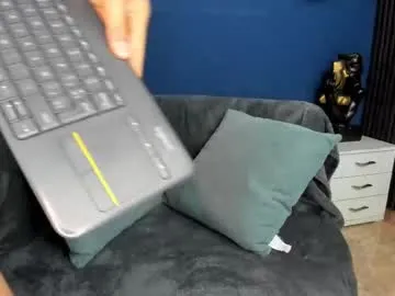 stylish_men's Thumb Image