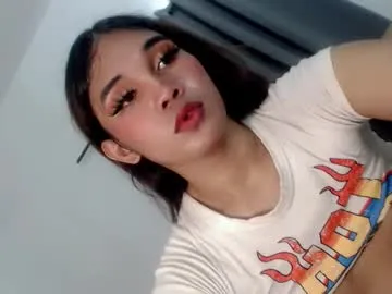 urlovelysizka Image 2