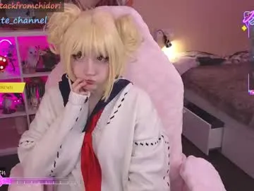 yourcutewaifu Image 3