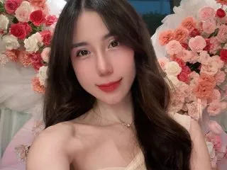 Alicee21's Thumb Image